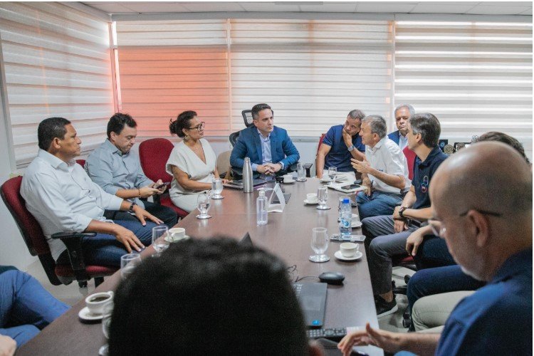 Governador Paulo Dantas recebeu o presidente do Conselho Gestor do Grupo, Ilson Mateus, na Secretaria da Fazenda