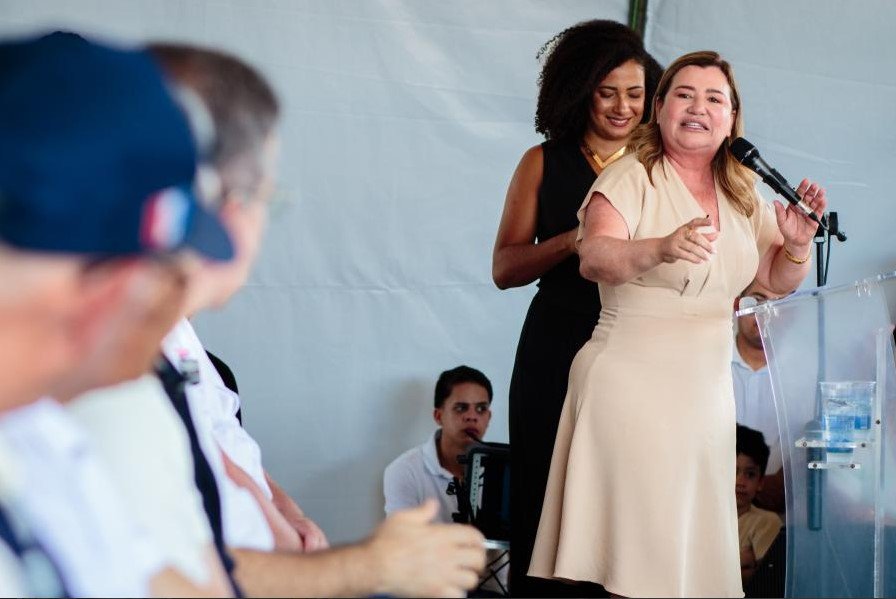 Prefeita Eronita discursando: Foto Agencia Alagoas