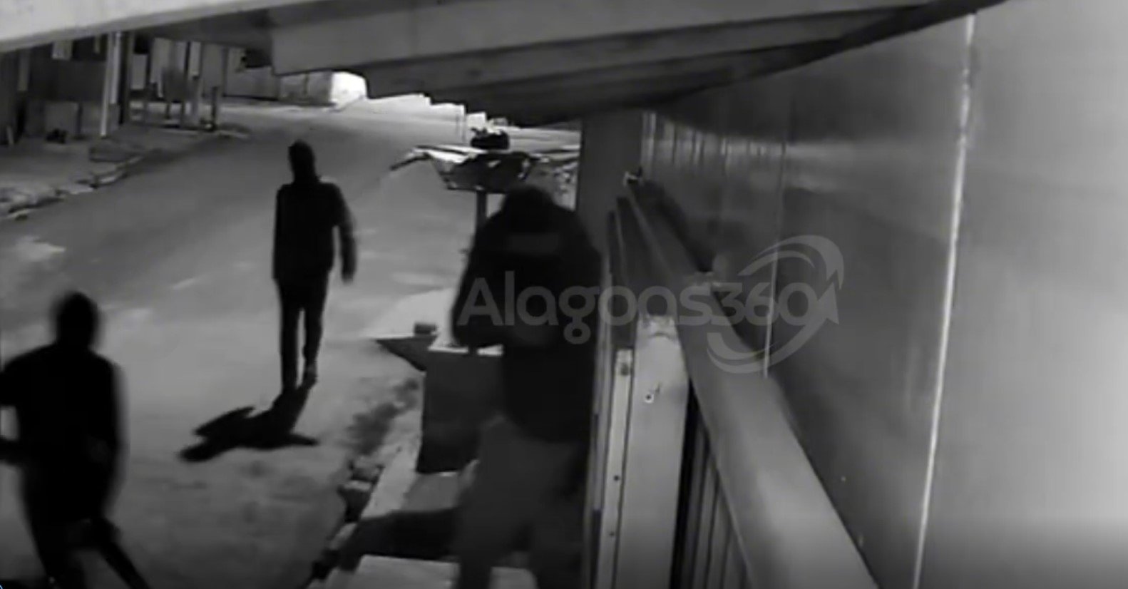 assaltantes em são luiz do quitunde