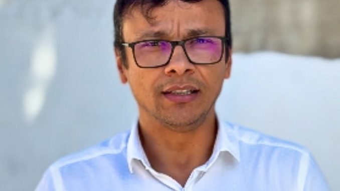 Ellisson Santos está no centro de um cenário de desgaste e de um clima de sucessão