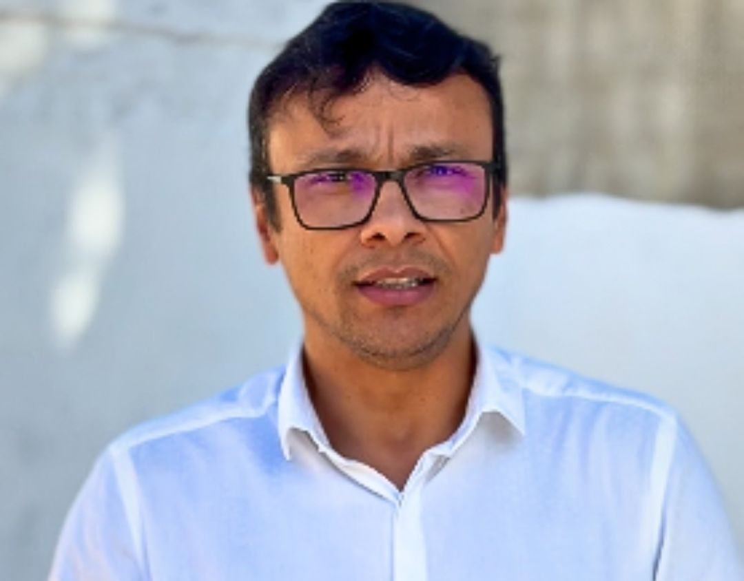 Ellisson Santos está no centro de um cenário de desgaste e de um clima de sucessão