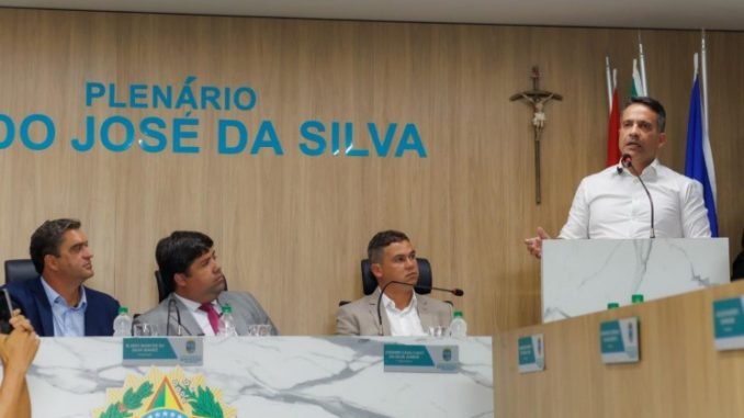 Foto: Governador Paulo Dantas fala sobre andamento das obras do Aeroporto Costa dos Corais. Crédito: Thiago Sampaio / Agência Alagoas